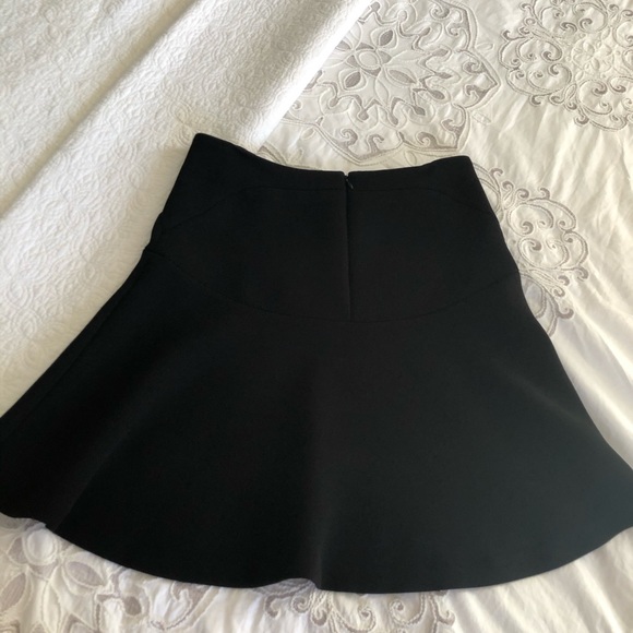 Diane Von Furstenberg black skirt - Picture 3 of 4